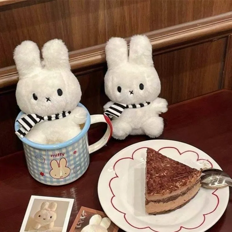 ตุ๊กตามิฟฟี่ ซีรีส์การ์ตูนสุดฮิต ทำจากผ้าฝ้าย นุ่ม สร้างสรรค์ เป็นมิตรกับผิว ใช้เป็นของเล่น ตุ๊กตา กระเป๋าเป้สะพายหลัง หรือของขวัญ