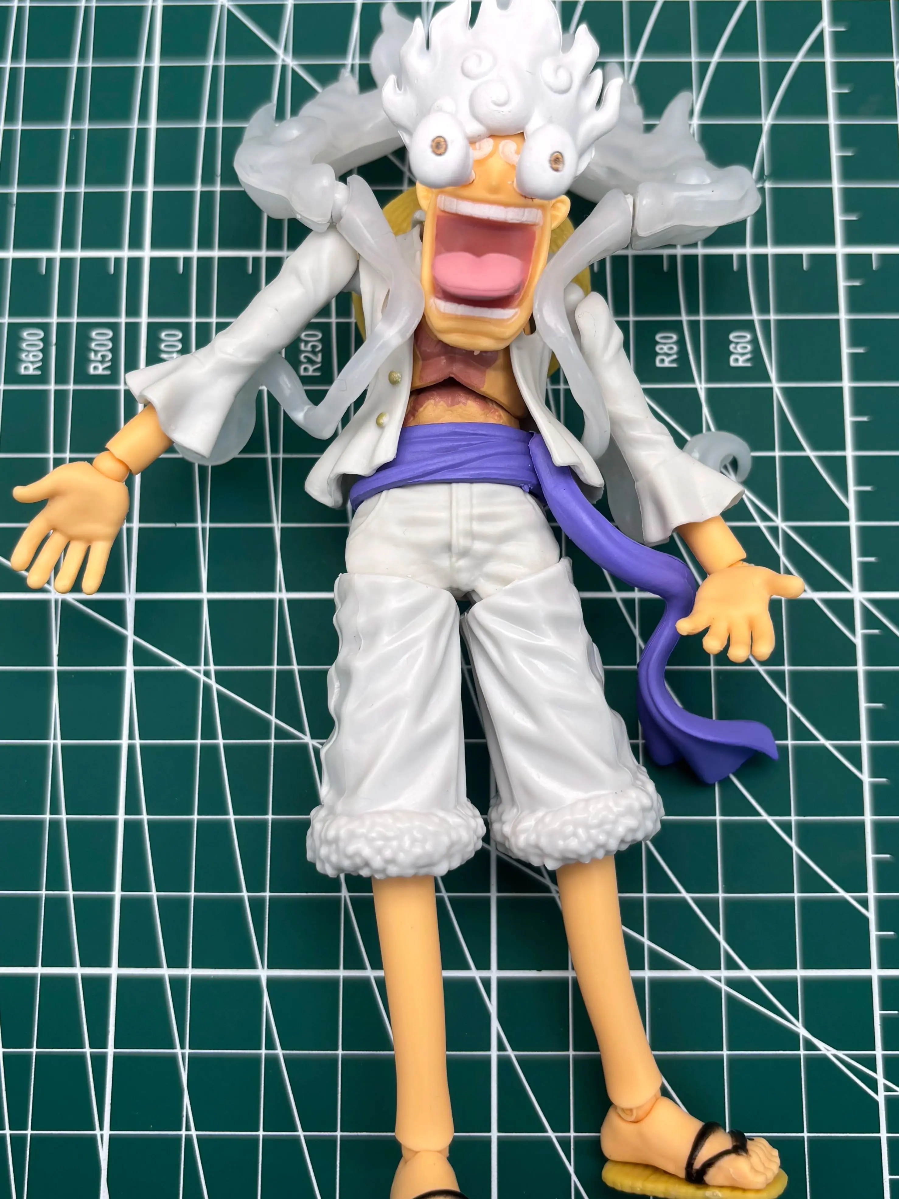 Figurka akcji One Piece Luffy Gear 5 Sun God Nika, model figurki anime z wieloma akcesoriami — 2