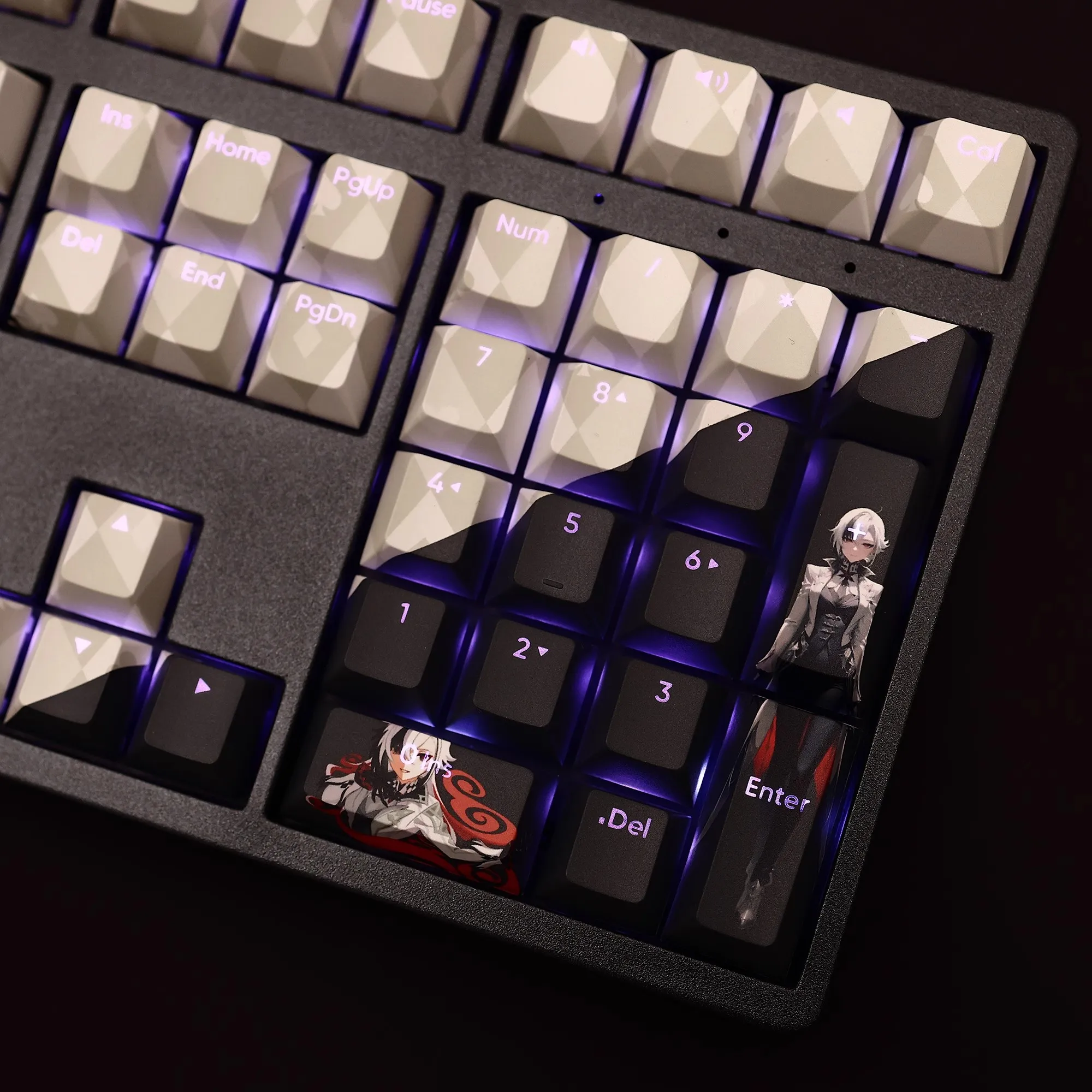 Imagem -05 - Genshin Impact Arlecchino Keycap Pbt Dye Subbed Anime Gaming Key Caps Teclado Retroiluminado Ansi 61 87 104 108 Conjunto de Chaves