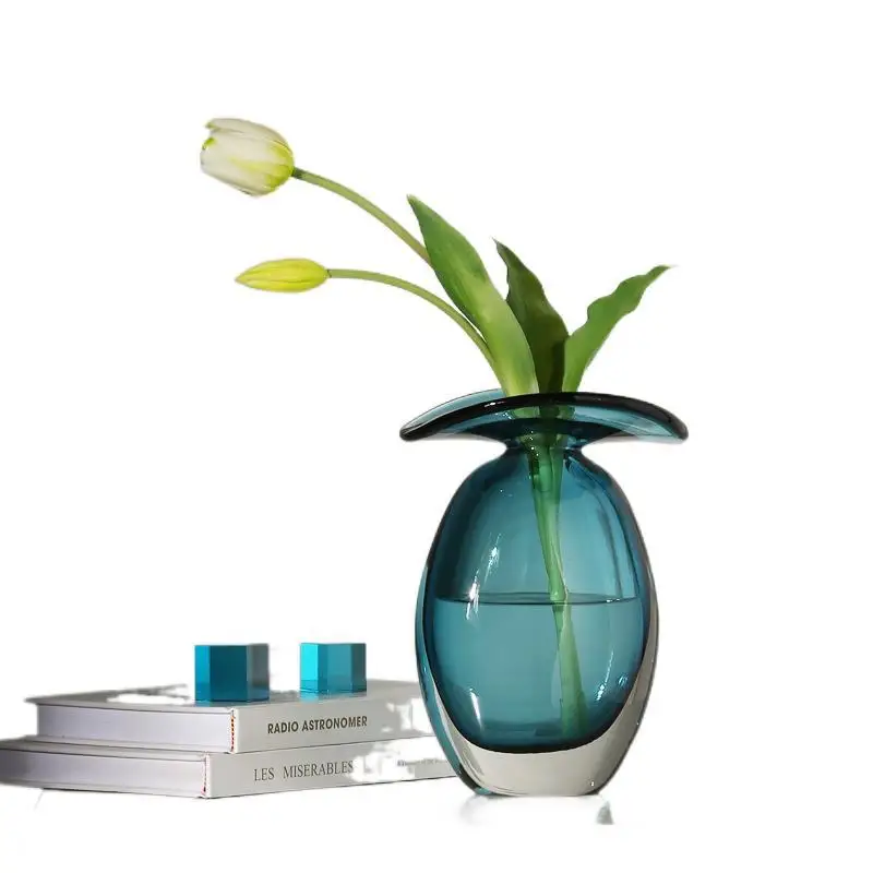 Light luxury creative special-shaped glazed flower arrangement model room soft decoration, living room dining t
