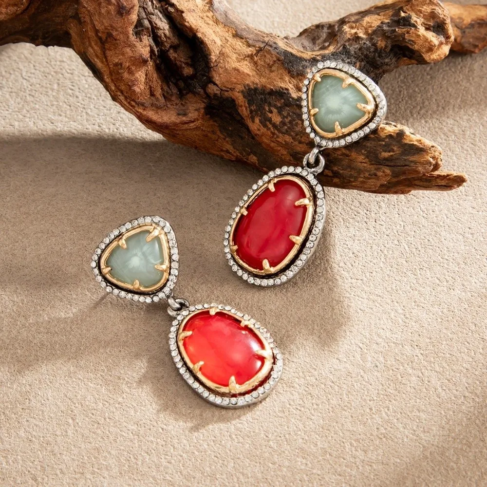 Layered Resin Drop Earrings Irregular Two Tone Rhinestone Frame Statement Earrings Marbled Oval Gem Drop Earrings For Women
