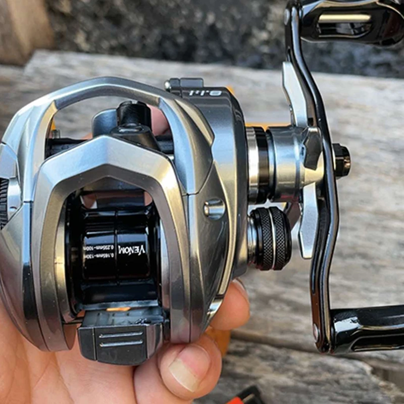 الهوس فينوم عالية السرعة بكرة صيد الطعم 8.1:1 خفيفة 8 كجم 11 + 1 محامل كروية عالية الجودة بكرة صيد المياه المالحة