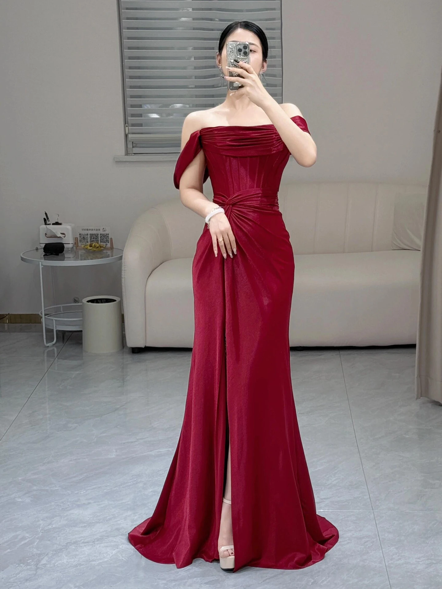 

Красное вечернее платье-русалка на одно плечо для подружки невесты, длинное, для свадебной вечеринки, выступлений, в корейском стиле, на молнии, со средней талией