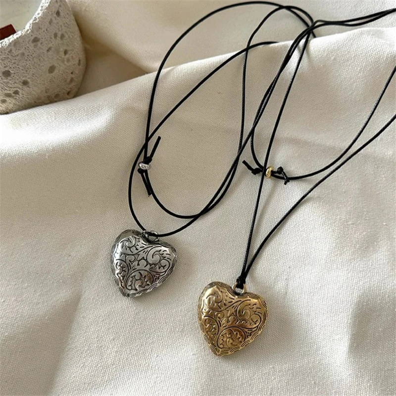 Mode-Trend Geschnitzte Alte Vintage Metall Herz Anhänger Seil Kette Halskette Für Frauen Paar Pullover Kette Charme Romantische Accessoire
