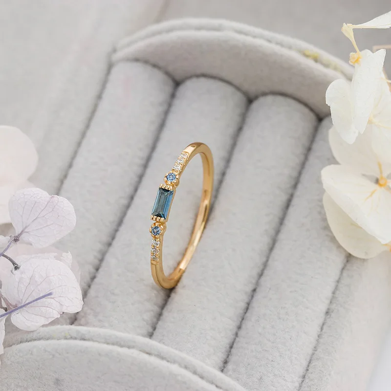 LAMOON Natrual Blue Topaz Ring For Women Gemstone Thin Ring 925 Sterling Silver Gold Vermeil Simple Daily Jewelry Accessories