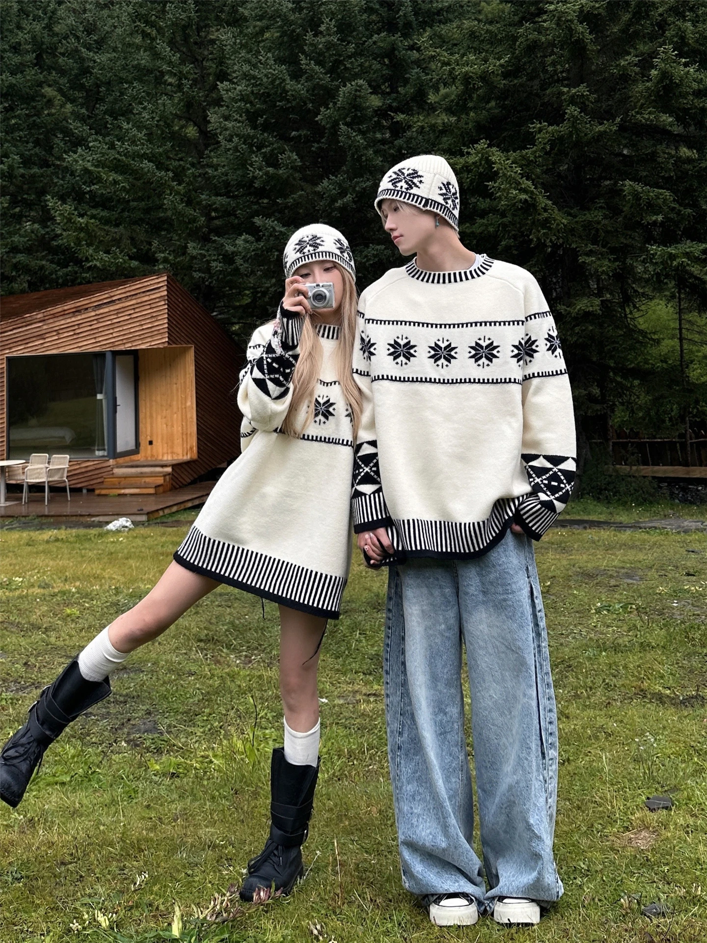 2025 خريف شتاء جديد الكورية نمط فضفاض عادية للجنسين المشمش الجاكار الجولة الرقبة طويلة الأكمام محبوك سترة