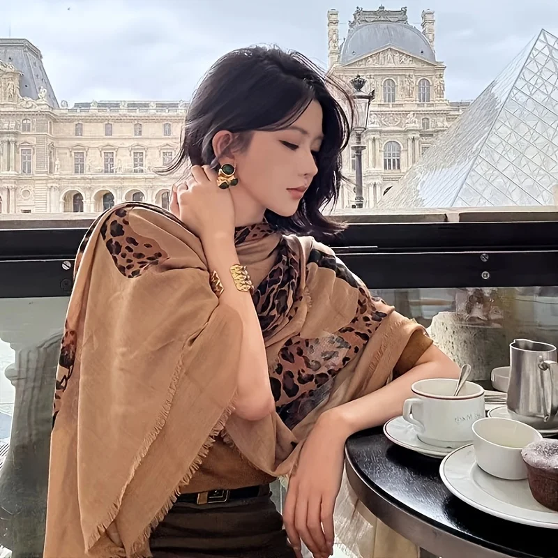 

Leopard Print Shawls and Wraps for Womens Cheetah Hijab Scarf Voile Sheer Beach Scarves Sunscreen Head Shawl