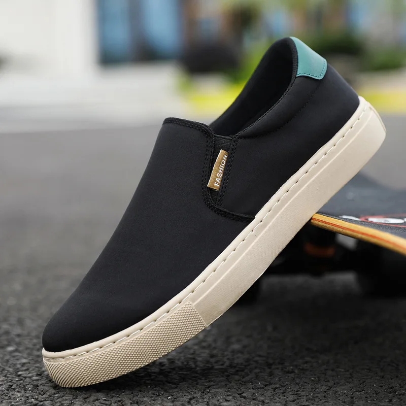 Spring/Summer New Large Size Ice Silk Canvas Board Shoes for Lazy Men, Wearing Casual Cloth Shoes for Comfort and Breathability