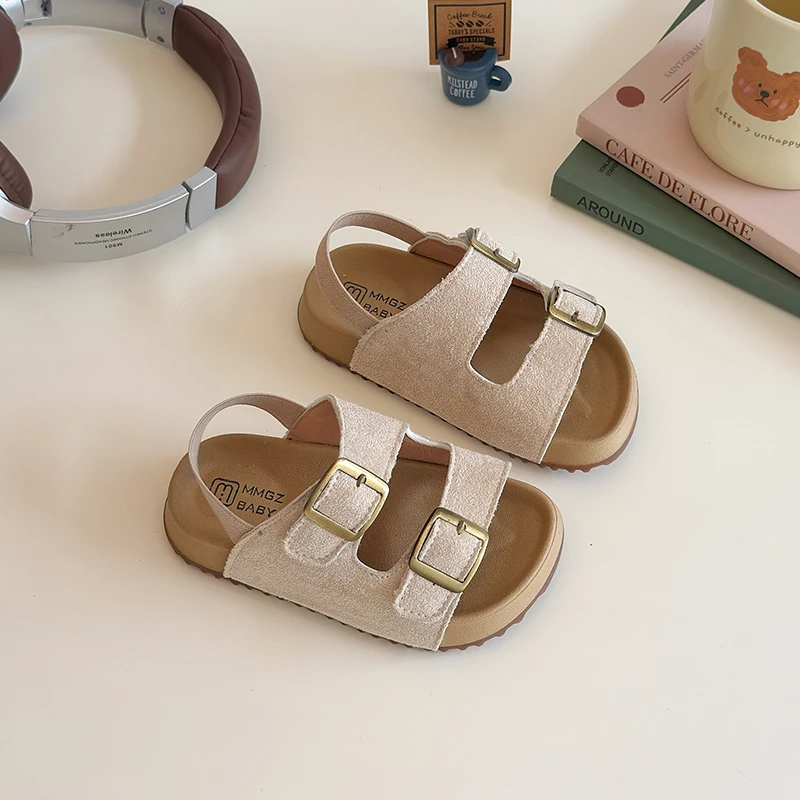 Thumbnail 3 - #82 Flat Sandals Comparison Guide