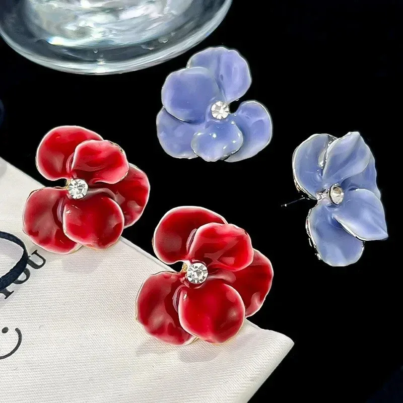 New Cute Red Blue Enamel Flower Stud Earrings for Women Friend Korean Five Petals Crystal Flowered Lovely Girls Earring