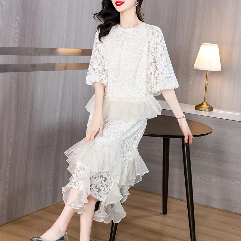 Spring 2024 New Women's White Lace Dress in Large, Loose, Tight, Over Knee Skirt, Elegant and Fashionable, Versatile Dress