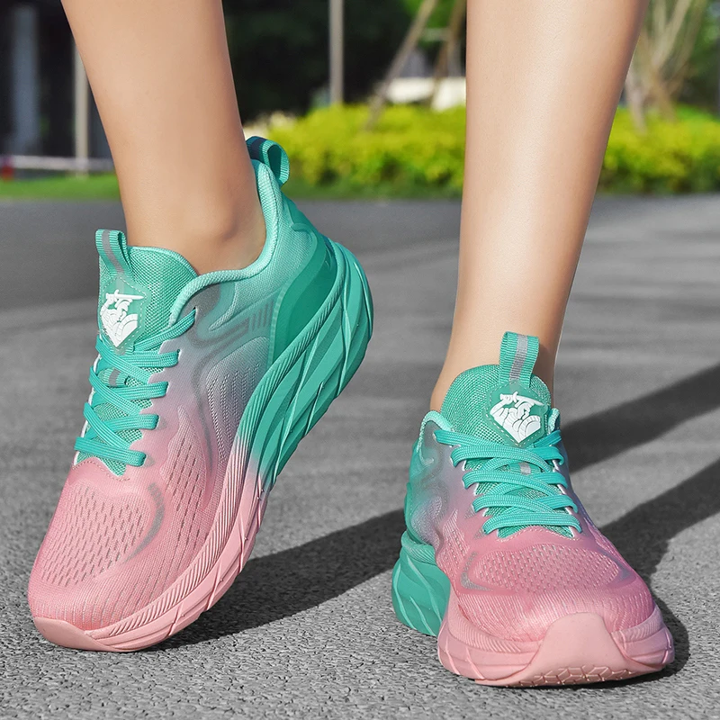 Men's cushioned running shoes with non-slip soles, outdoor sneakers, lace-up sports light shoes for light runners. Women's shoes