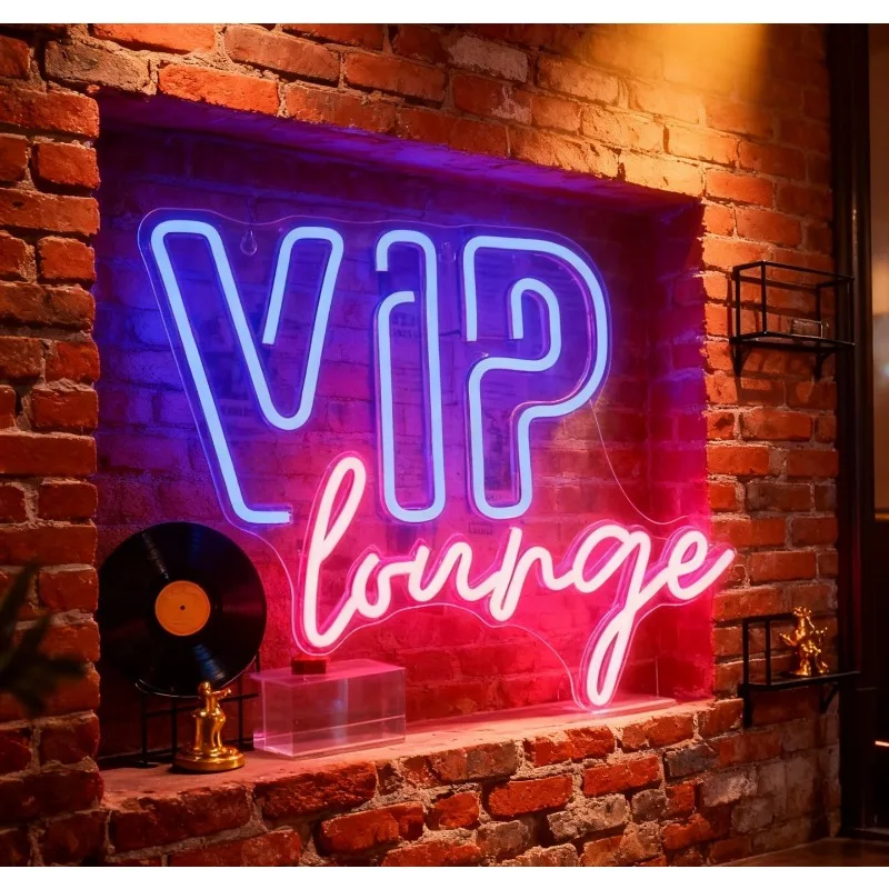 Neon na zamówienie "VIP Lounge", neon z angielskimi literami, oświetlenie ambientowe do baru i pokoju, dekoracyjne oświetlenie USB