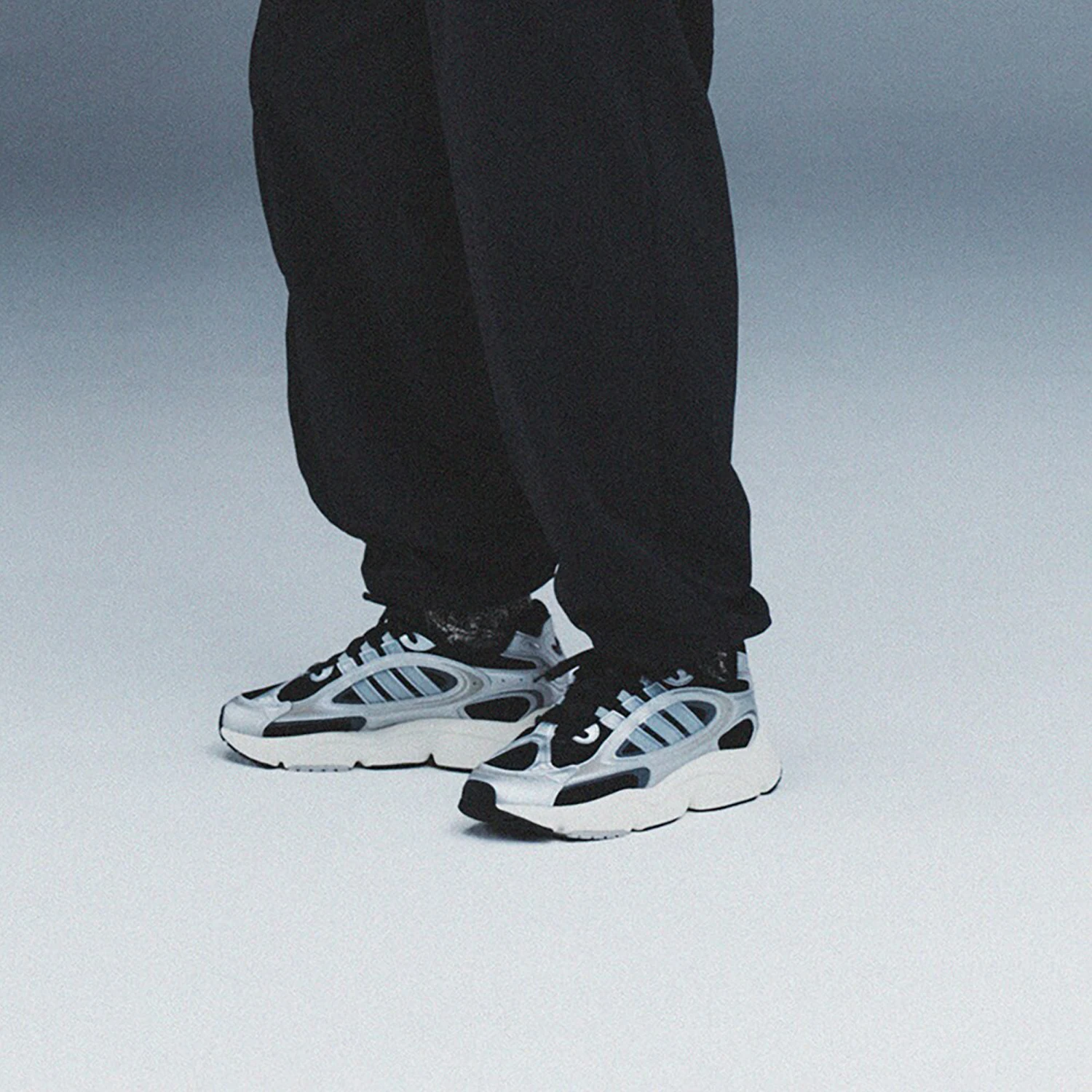 Adidas Originals OZMILLEN Baskets classiques unisexes IF4012