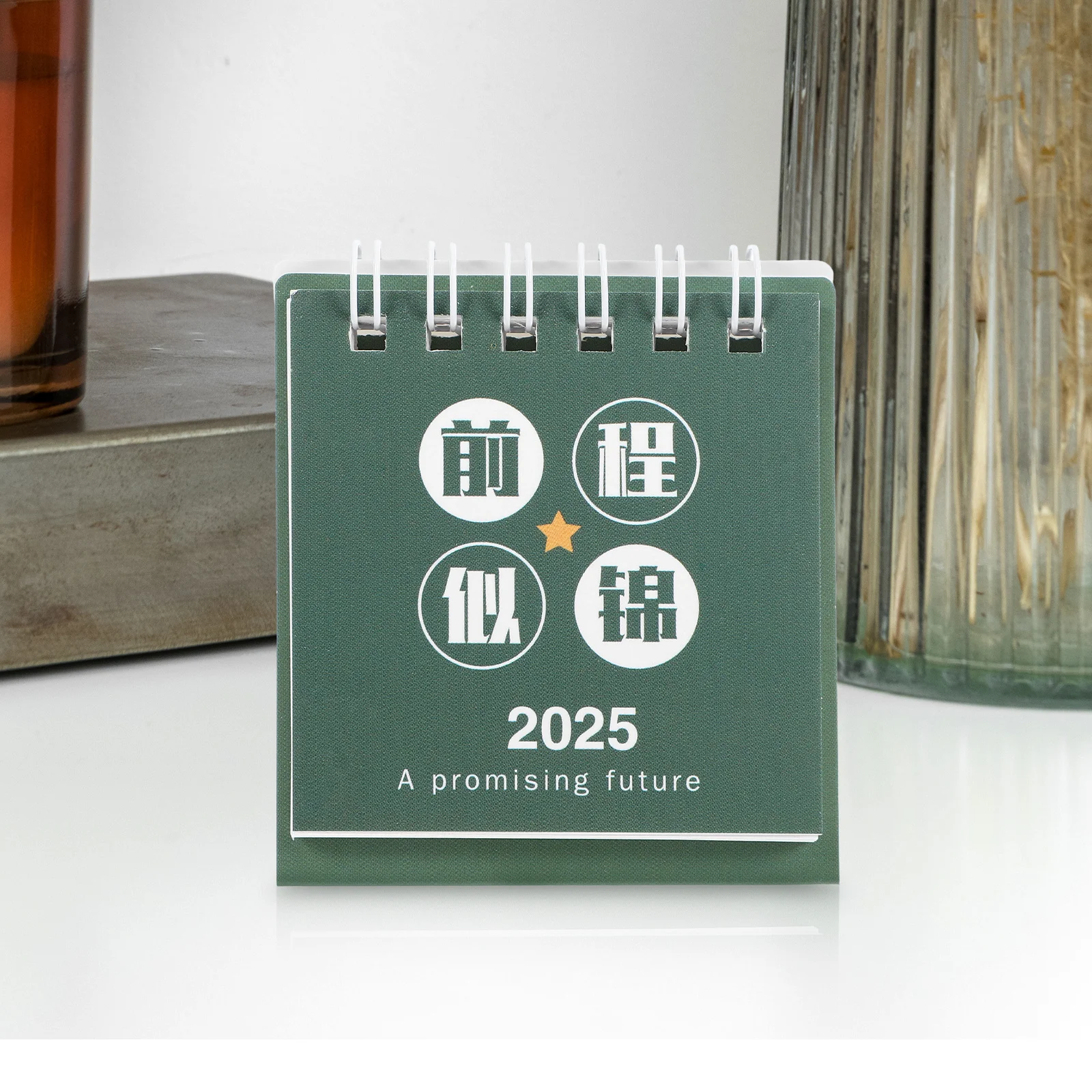 1 Portable 2025 Mini Flip Office Decor Aesthetic Tabletop Small Desktop Planner Calendar For Classroom Teacher Desk Calendar