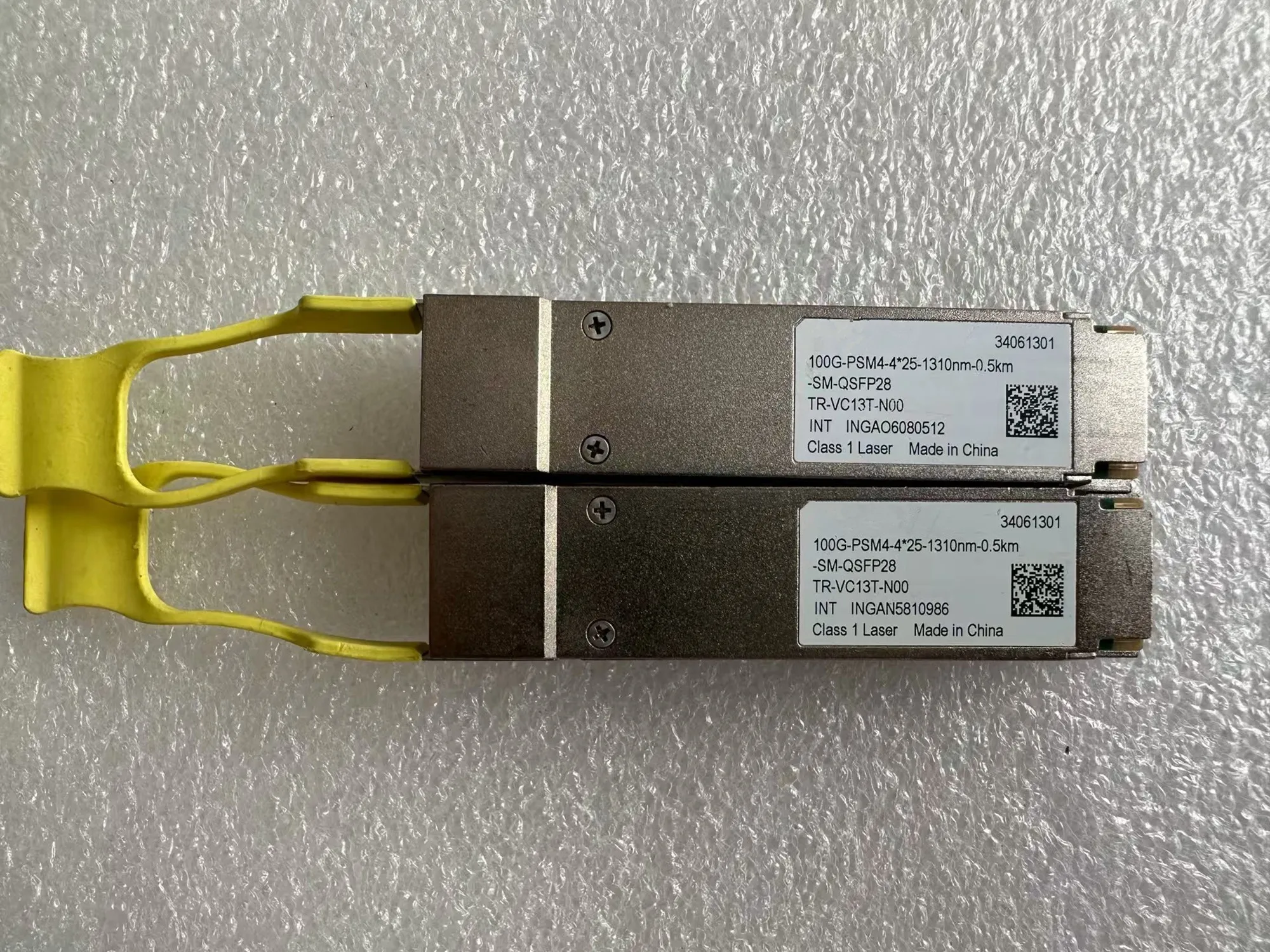 

1310NM QSFP 100G Module 34061301 100G-PSM4*25-1310NM-0.5KM-SM-QSFP28 TR-VC13T-N00 QSFP 100GB 500M Transceiver Switch Module