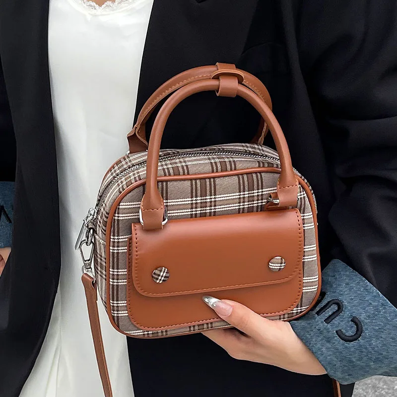 

Vintage Plaid Rectangle Women's Bag Summer New Korean Fashion Commute Bowling Phone Bags Niche Zipper Casual Flap Handbag