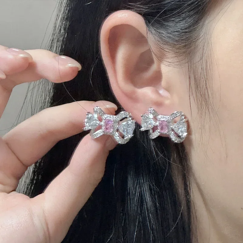 

MDL Moissa!ite Style Brilliant Pink Crystal Peach Blossom Drops Zirconia Concept Niche Bow Earrings Insect Bow Open Ring