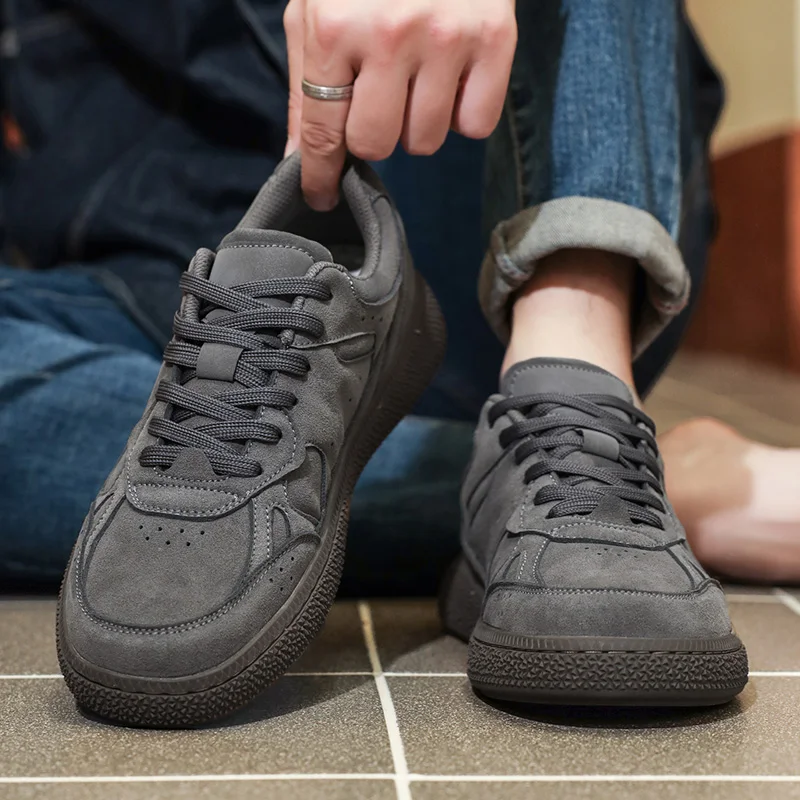 2026 new comfortable, fashionable and casual autumn and winter popular retro casual board shoes
