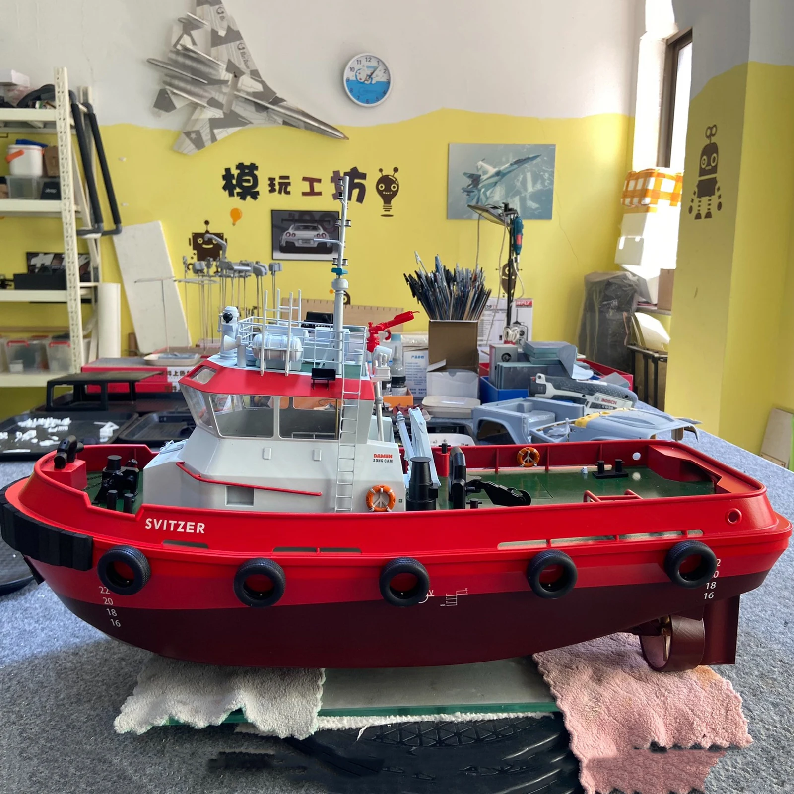 1/32 RC قارب 61 سنتيمتر محاكاة دامن 1907 قارب التحكم عن بعد محرك مزدوج RC Tugboat نموذج RTR لعبة الكبار هدية