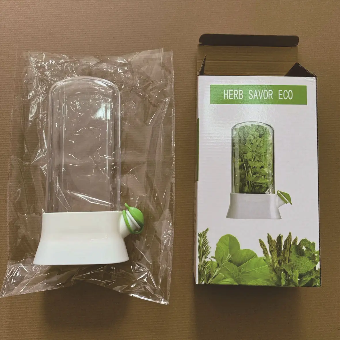 Herb and Vegetable Crisper,Anti-Pressure Eco-Friendly Crisper,Creative Home Cilantro Fresh Cup,Kitchen Accessories