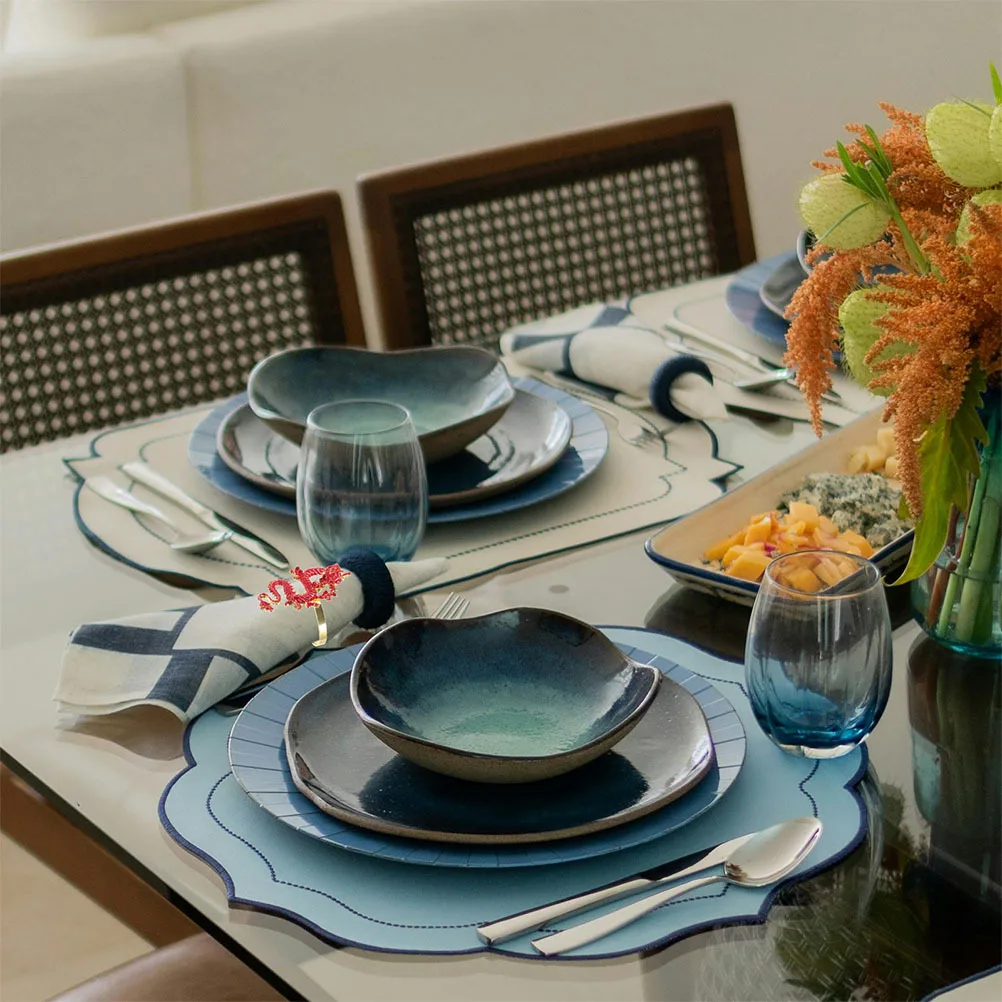 

4pcs Dragon Totem Napkin Rings Metal Table Decor For Home Dining Banquet Family Gathering 2024 Lunar New Year Wedding