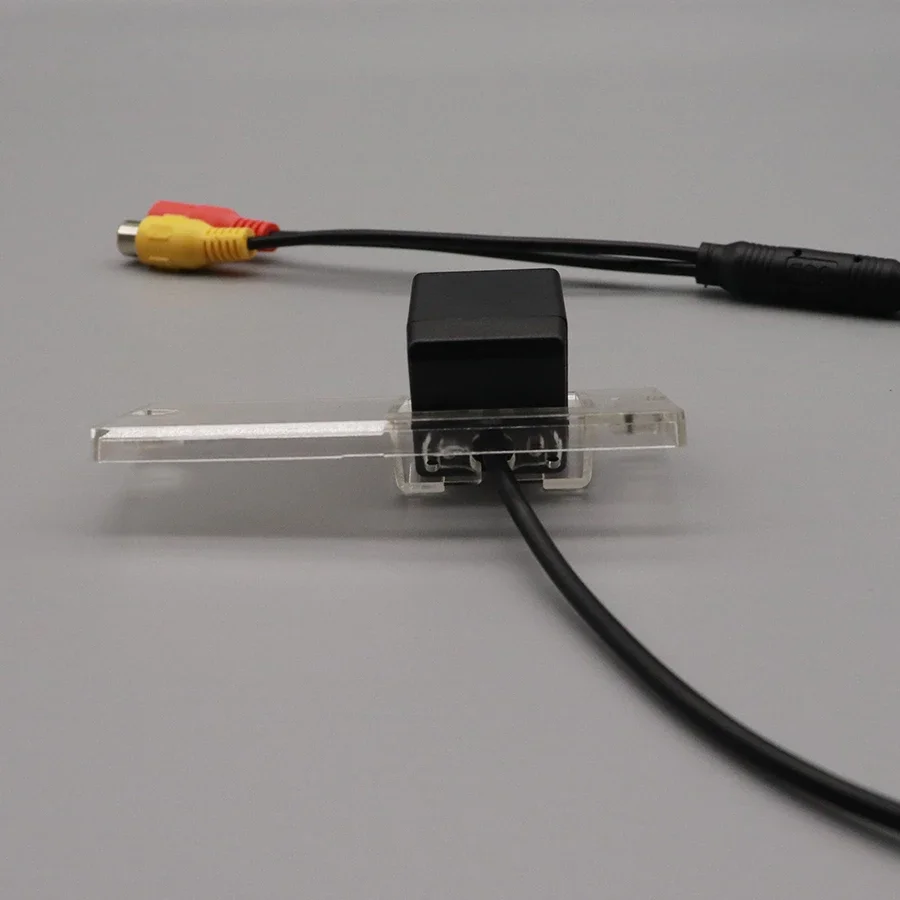 Picture 5: HD Wireless Car CCD Rear Camera Fisheye 4 8 12 led dynamic Night Vision For Kia Sportage 2000-2004 2007 2008 2009 2010 2011 2012