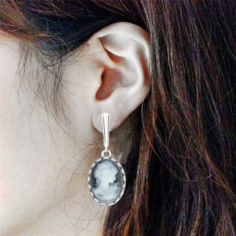 Lady Queen Cameo Jewelry Sets Vintage Necklace Earrings Ring For Women Flower Pendant Fashion Party Fashion Jewelry