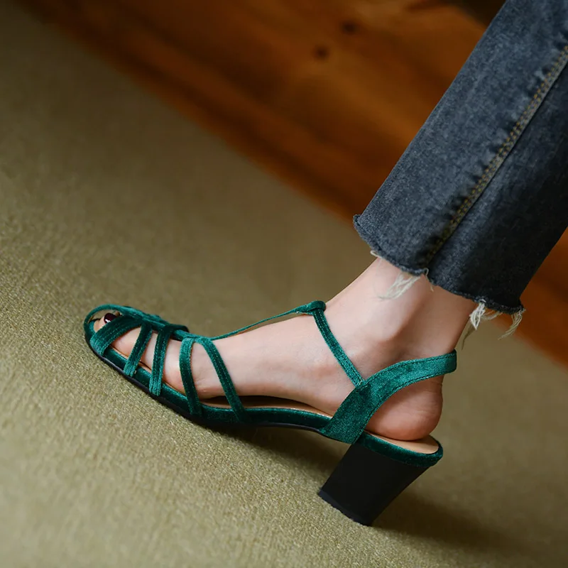 Womens\' Sandals Retro Ladies Velvet Shoes Spring Vintage Gladiator Buckle Strap Close Toe Shoes Summer Sandal Roman Style Size43