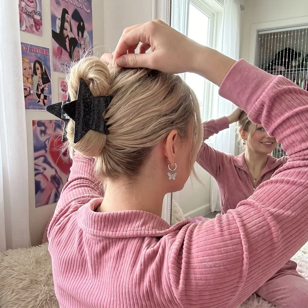 Personality Y2K Star Hair Claw Geometric Spicy Girls Five-pointed Star Hair Clip Shiny Hairpin Korean Style Hair Wear Girl