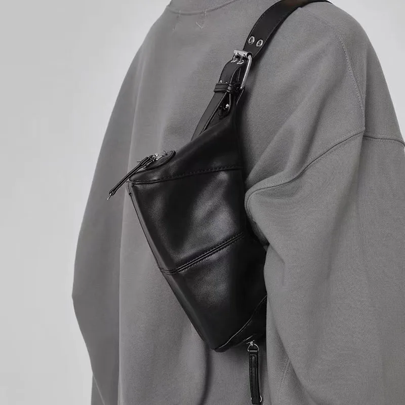 2026 New Women's Y2K Underarm Bag Soft PU Adjustable Wide Shoulder Strap Handbag Daily Commuting Metal Buckle Motorcycle Bag