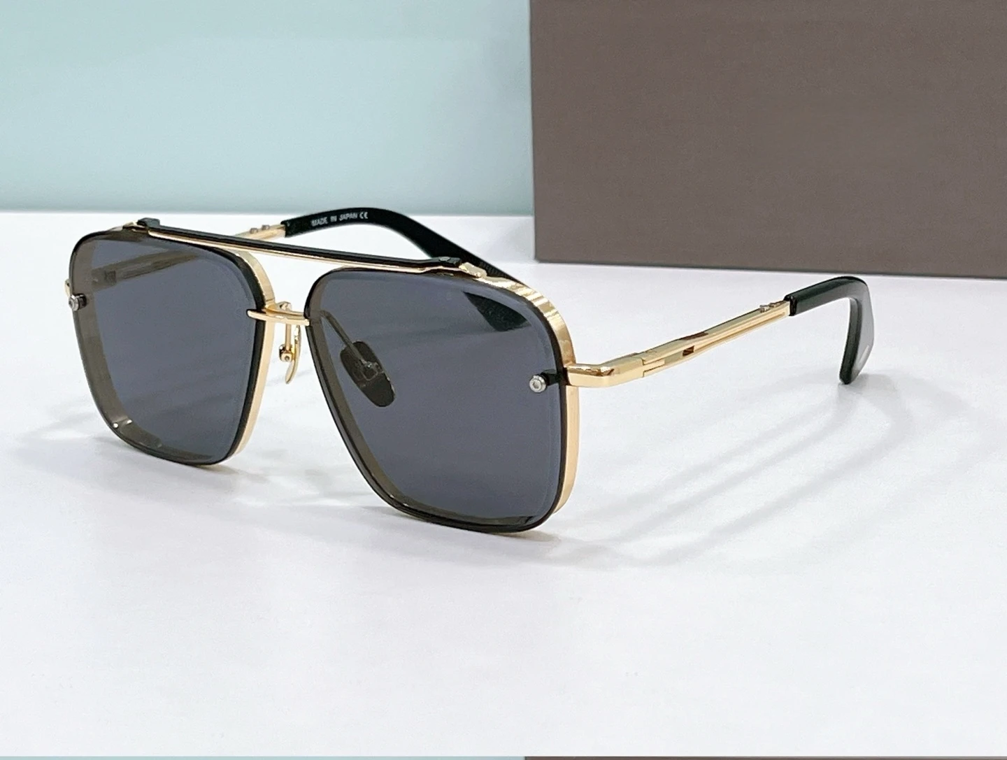 DITAA MACH-SIX LIMITED Luxe Designer Merk Mannen Zonnebril vrouwen Pilot Legering Outdoor Brillen Shades Voor Zon
