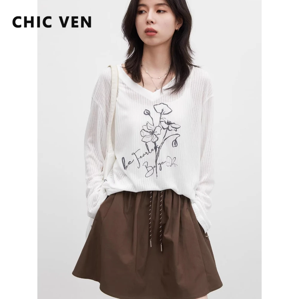 CHIC VEN New Women T-Shirts Loose Casual V-neck Pit Strip Graffiti Printed Female Tees Sunscreen Cover Spring Summer 2026 Top
