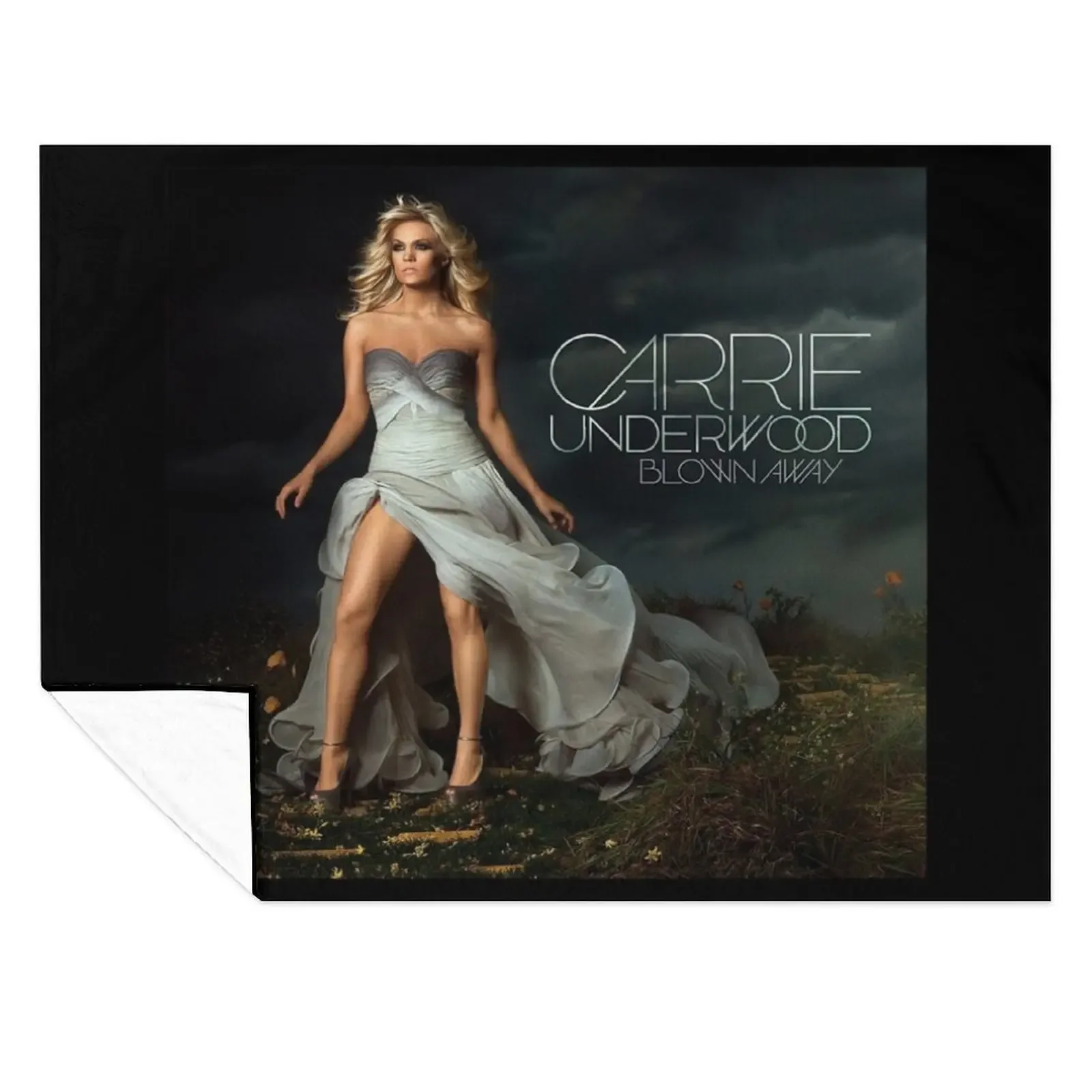 

Carrie Underwood blown away Throw Blanket Warm For Decorative Sofa Hair Beach Blankets