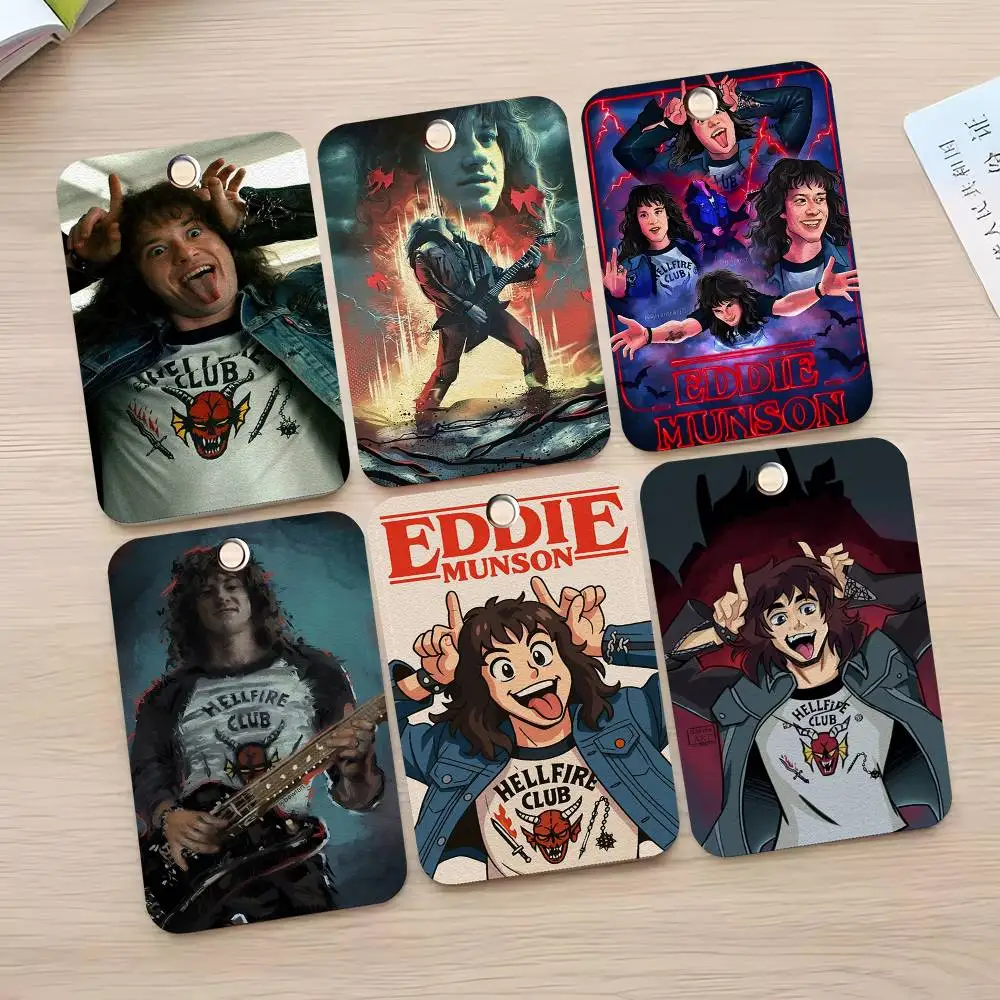 

1pc E-Eddie M-Munson Card Case Keychain Access Card Bag Key Tag Ring Leather Card Holder Key Ring Access