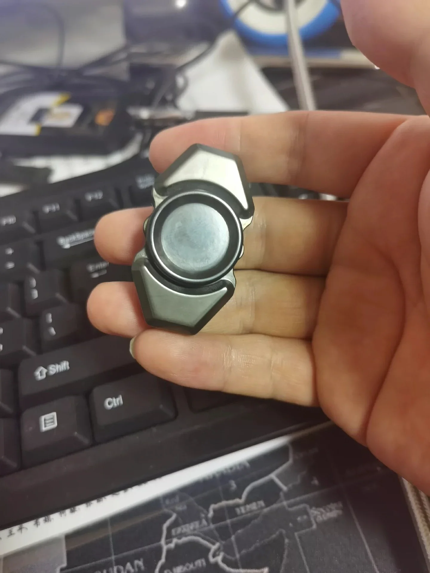 At FT3.0 Zirconium Fingertip Gyroscope EDC