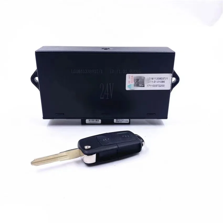 LG1611338037 Door Glass Lifting Controller For SIONTRUK HOWO Light Truck Central Locking Remote Control Truck Parts