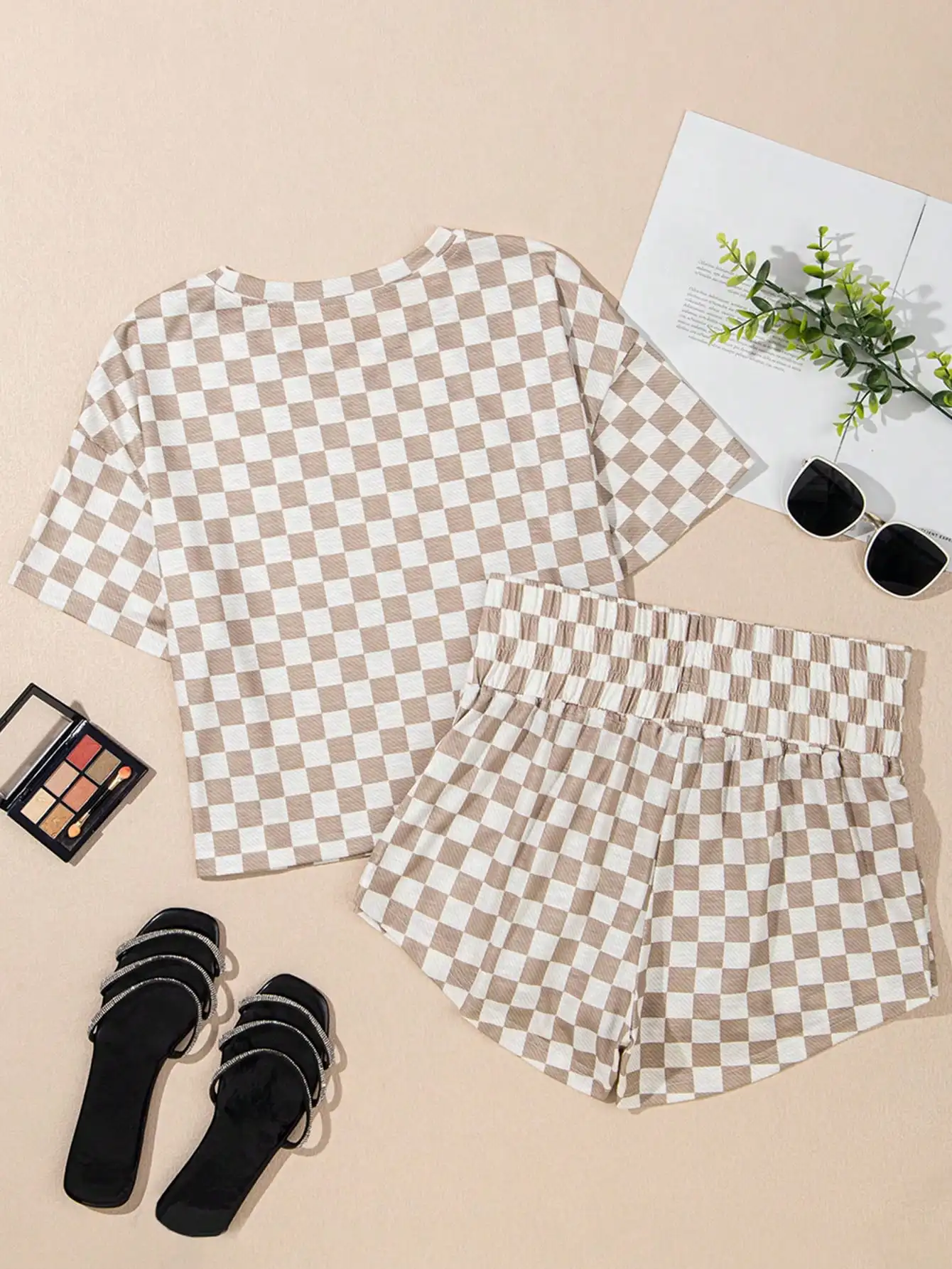 Conjunto de 2 Peças Xadrez Marrom e Branco: Blusa de Manga Curta + Saia de Cintura Alta para Uso Casual e em Casa