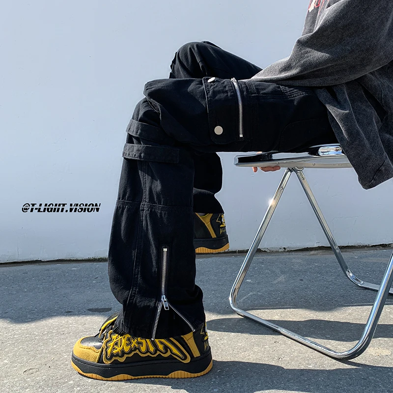 

Мужские повседневные брюки Cleanfit Bla в американском уличном стиле, с множеством карманов, в стиле рабочей одежды, с разрезами на молнии, слегка расклешенные, модные