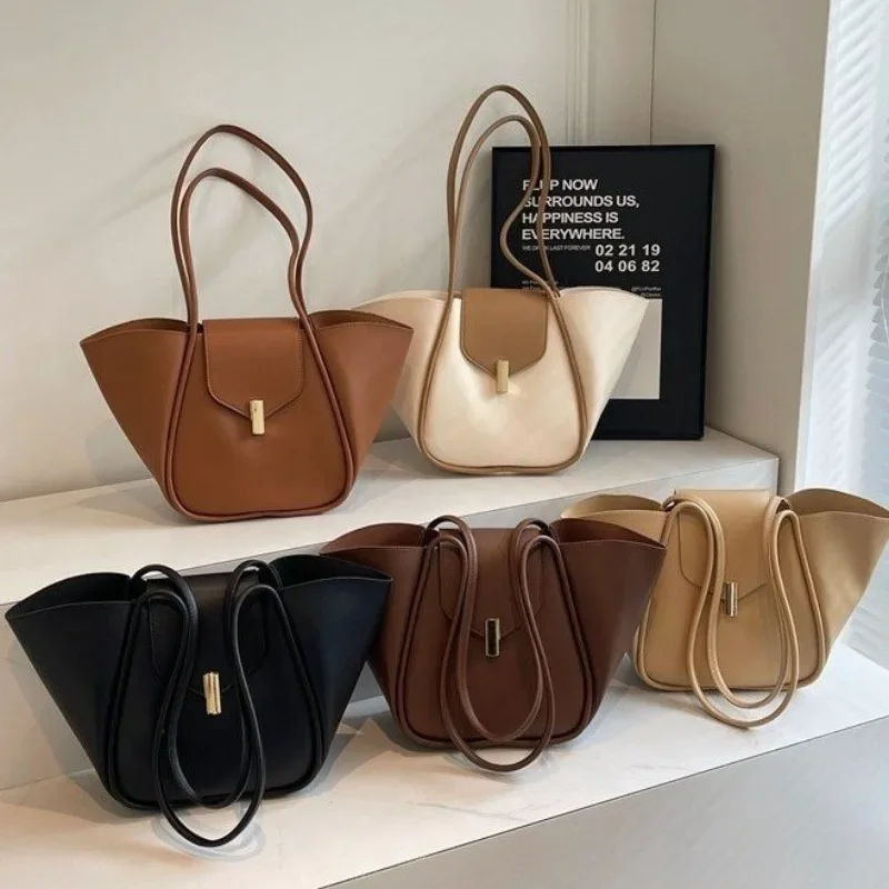 

Elegant Letter Logo Vintage Diaper Bag For Women Chic Crossbody Handbag Luxury Designer Leather Shoulder Tote Large Capacity