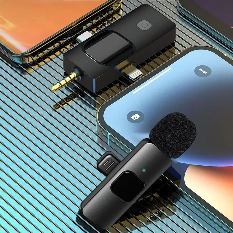 Three-in-One Wireless Live Microphone K15, One for Two Outdoor Live Microphone, Shoot and Receive Radio
