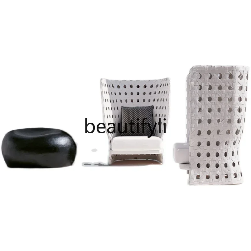 J45 Outdoor Courtya… - image