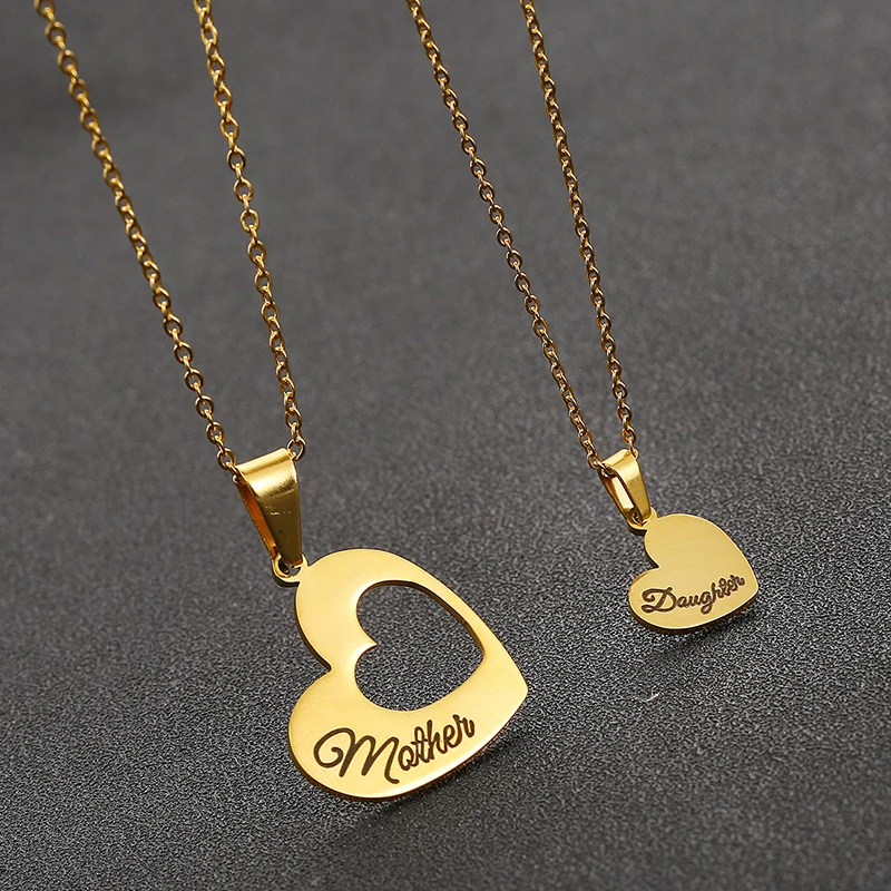 2PCS Gift for Mom Hollow Love Pendant Necklace Family Stainless Steel Accessories Mother Day Set Thanksgiving Jewelry 'Daughter'