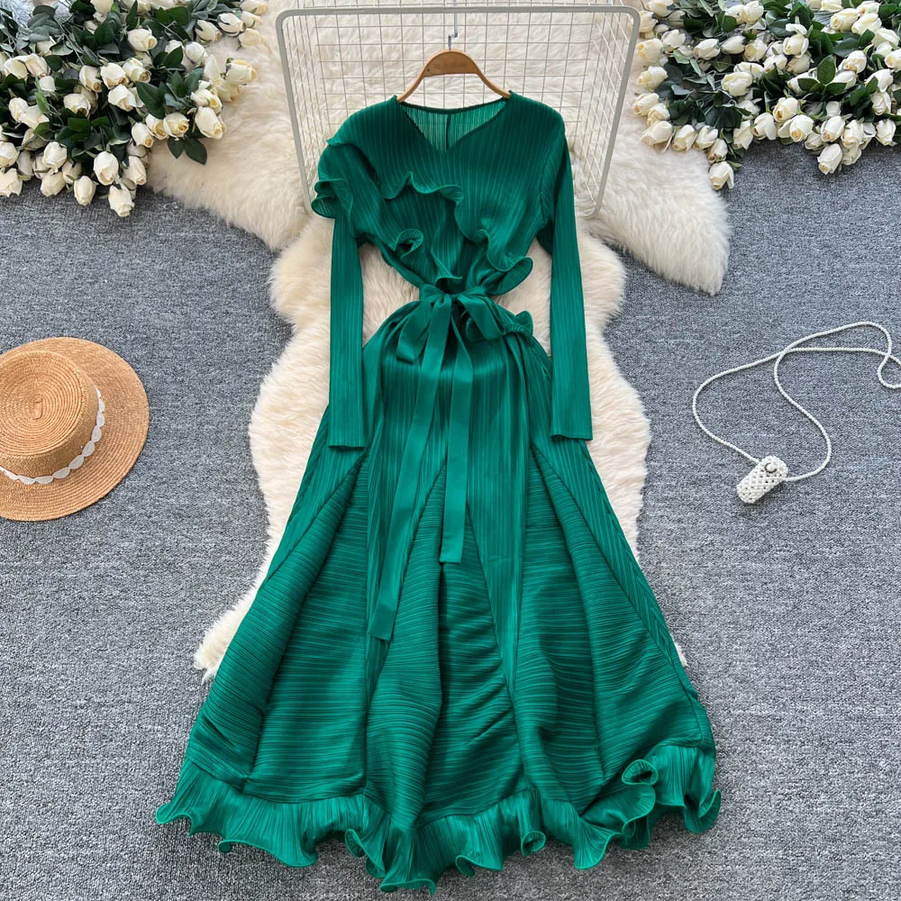 เดรสผู้หญิงแบบจีบระบาย สายเดี่ยว แขนยาว คอวี ยาวถึงข้อเท้า ทรงหลวม สไตล์ลำลอง เหมาะสำหรับใส่ทำงาน  ฤดูใบไม้ร่วง ฤดูหนาว ปี 2025