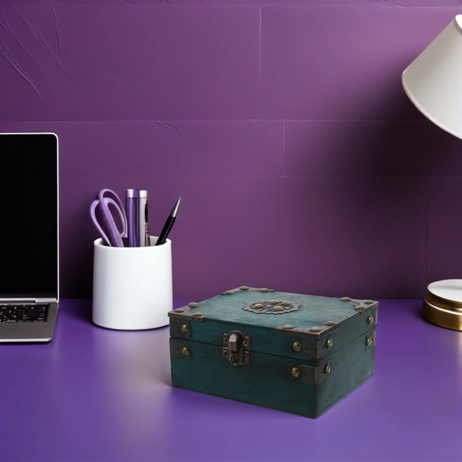 

Vintage Jewelry Box Wooden Storage Chest 5.89X4.72X2.75In Lockable Retro Organizer Portable Travel Home Decor Small