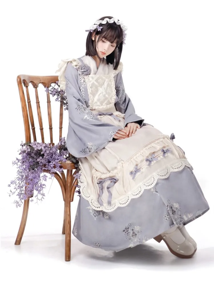 

Elegant long-sleeved smock suit dress