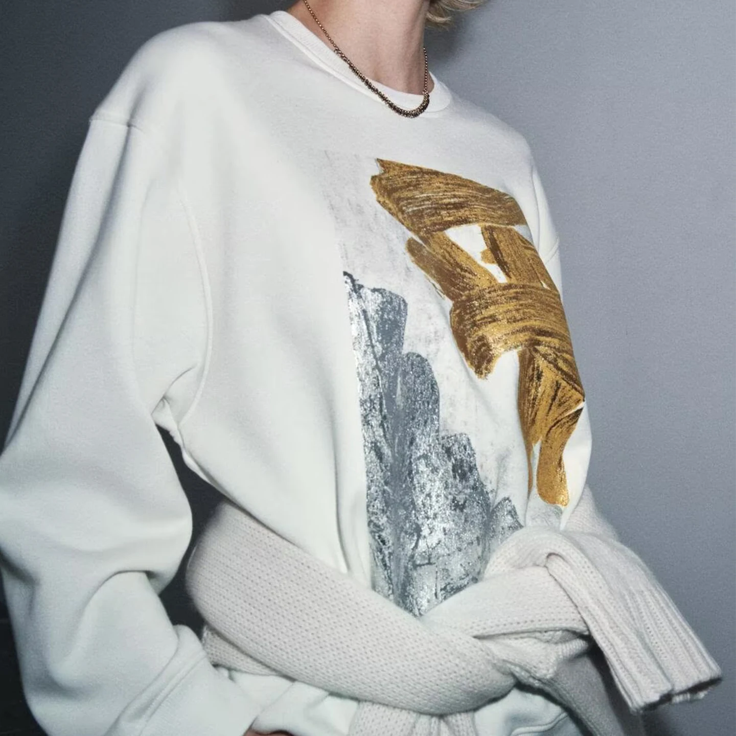 Mole Casual Estiloso com Estampa Metálica para Mulheres, Estilo Outono 2025, Z, Ajuste Solto, Manga Longa, Decote Red...