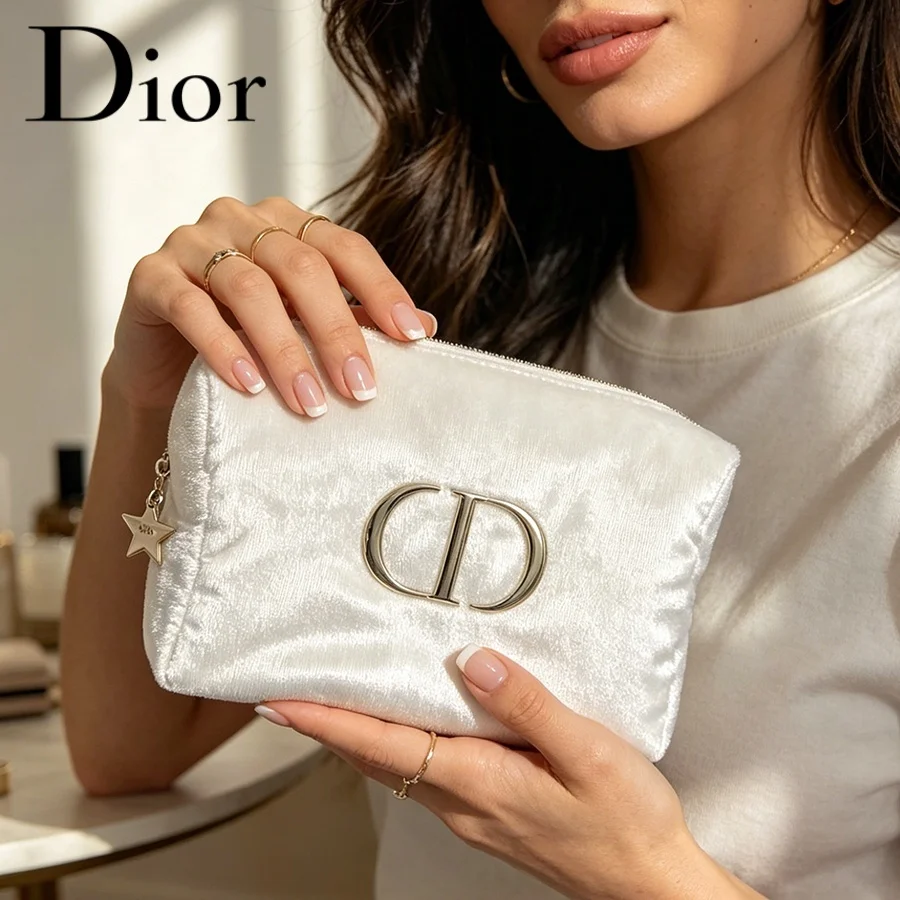 Dior’s Bag White Velvet Travel Cosmetic Bag Essential Storage Pouch For Women Simple Fashion Design With Metal Logo Perfect Gift