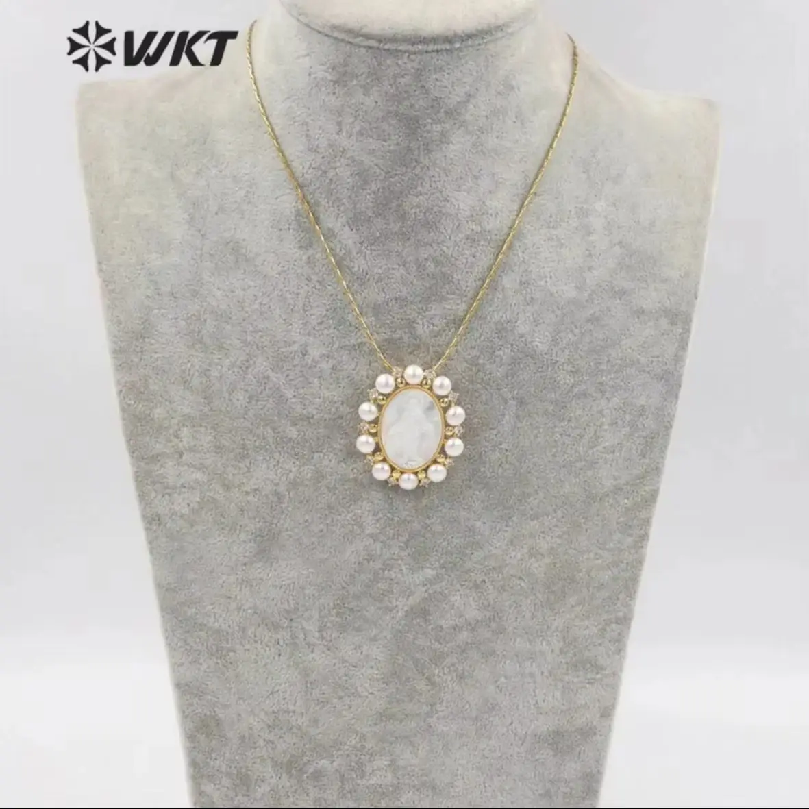 WT-JN164 WKT Gorgeous Natural Freshwater Pearl With Shell Necklace Virgin Mary Pendant In Christian Baroque Style Wholesale