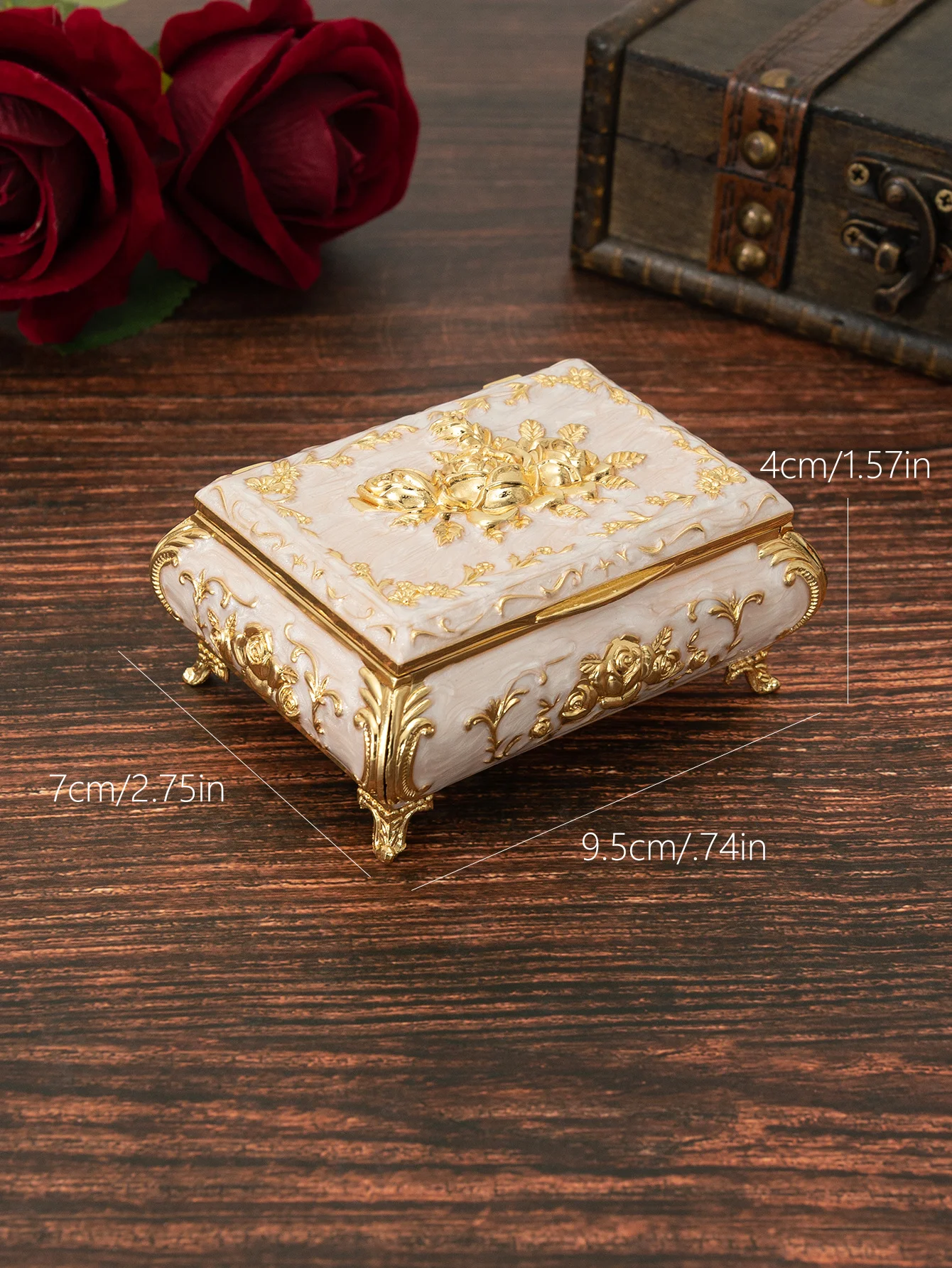 European rose jewelry box light luxury creative jewelry box wedding high-end decoration Valentine\'s Day ring necklace storage bo